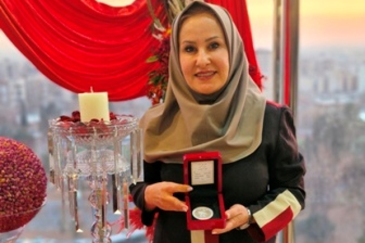 حضور دکتر نوشین محمدی‌فرد؛ دانشیار پژوهشکده، در گروه نخست سرآمدان علمی کشور